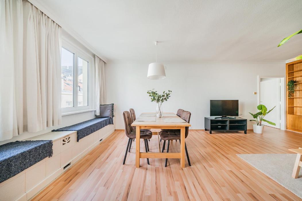 Appartamento Feelhome-karmeliterviertel-6 Gaeste-wifi-smart Tv